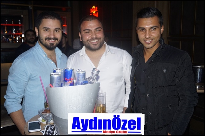 Club Gece'de Derya ULUĞ Rüzgarı - Foto Galeri galerisi resim 5