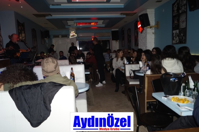 Şapıldak Cafe&Bar’da Özgür İNCE Rüzgarı galerisi resim 2