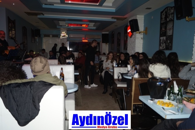 Şapıldak Cafe&Bar’da Özgür İNCE Rüzgarı galerisi resim 8