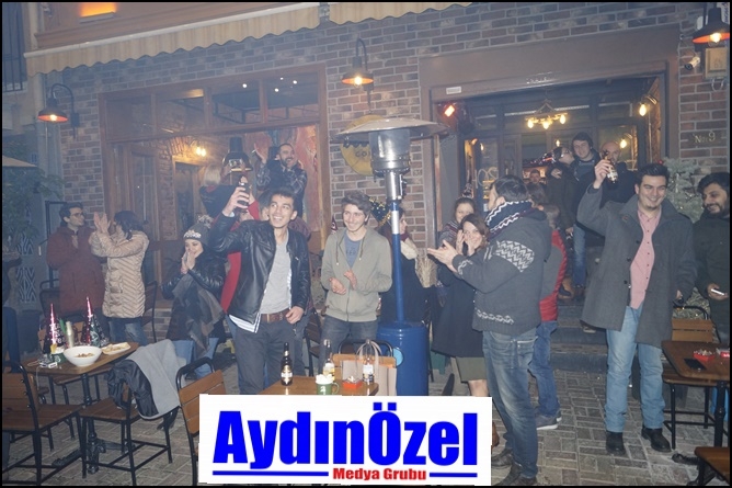 Voobee Cafe Yılbaşı Eğlencesi galerisi resim 10