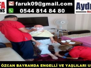 BAŞKAN ÖZCAN BAYRAMDA ENGELLİ VE YAŞLILARI UNUTMADI