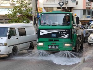 Karabağlar’da koronavirüse karşı gece gündüz önlem