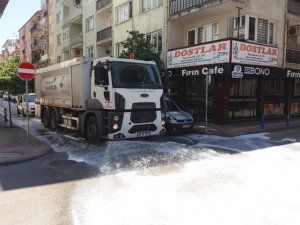 Efeler Belediyesi Boş Sokakları Pırıl Pırıl Yaptı