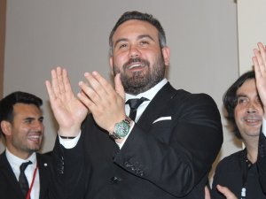 ÖZGÜR EKMEKÇİOĞLU: OYUNCULARIMIZ MAÇLARIN BİR AN ÖNCE OYNANMASINI İSTİYOR