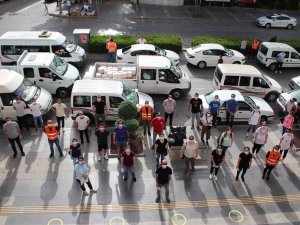 Karşıyaka’da dayanışma büyüyor!