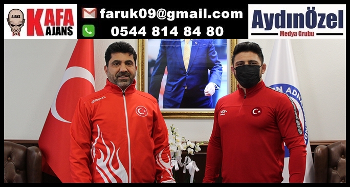 ULUSLARARASI BAŞARILARA İMZA ATAN ÖĞRENCİ REKTÖRÜ ZİYARET ETTİ