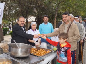 DADAŞLAR LOKMA HAYRINDA BİRARAYA GELDİ