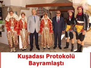 KUŞADASI PROTOKOLÜ RAMAZAN BAYRAMI’NI KUTLADI