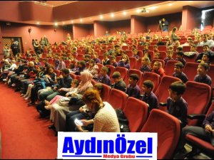 BŞB TİYATROSU PERDELERİNİ AÇTI