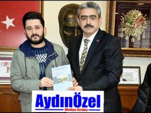 Salnamelerde Nazilli Kazası Adlı Kitabını Hediye Etti