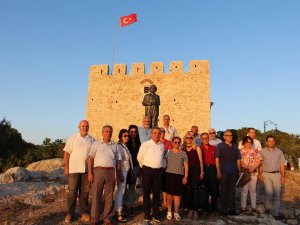 KUŞADASI BELEDİYE MECLİSİ GÜVERCİNADA’DA TOPLANDI