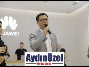 HUAWEI’nin İlk Deneyim Mağazası İzmir’de Açıldı