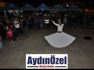 İNCİRLİOVA BELEDİYESİ RAMAZAN ŞENLİKLERİNDE YAZLIK SİNEMA GÖSTERİMİ İLE NOSTALJİ YAŞANDI