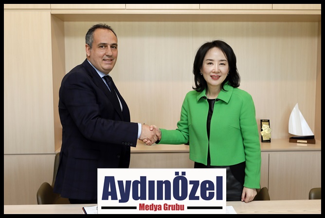 1557214773_mng_kargo_yurtd_______hizmetlerden_sorumlu_genel_m__d__r_yard__mc__s___ali_g__rdal_dhgate_ceo_diane_wang_shutong.jpg