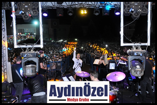 adu_3944copy.jpg